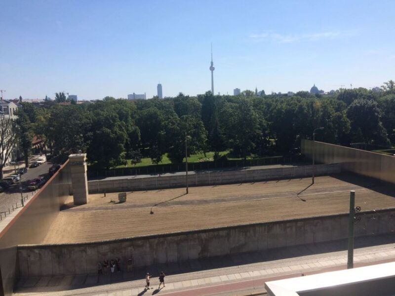berlin-private-walking-tour-with-a-local-guide