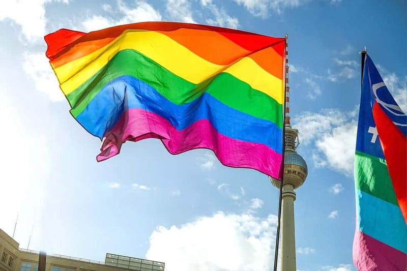 Berlin: QueerCityPass with Transportation and Discounts - Exploring Berlin with the QueerCityPass