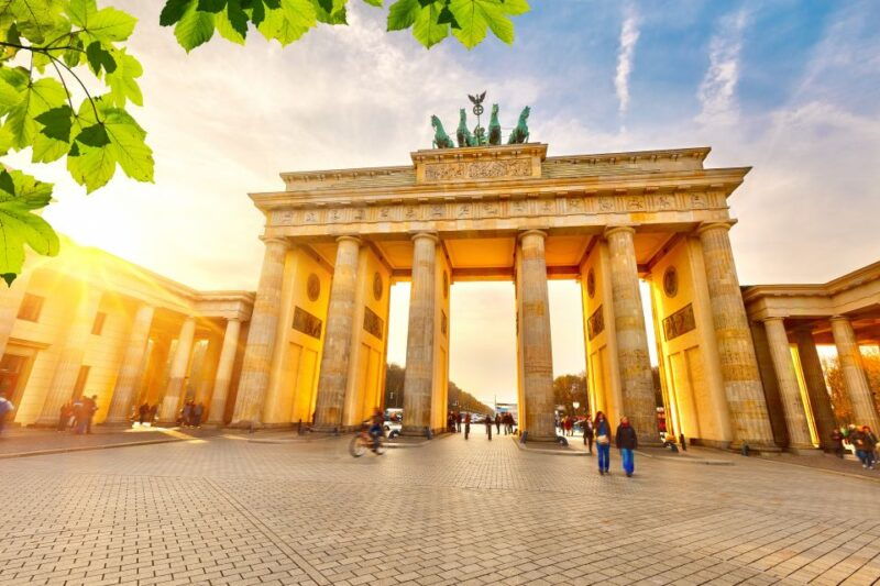 berlin-scenic-guided-tour-by-private-car-for-2-3-6-hours