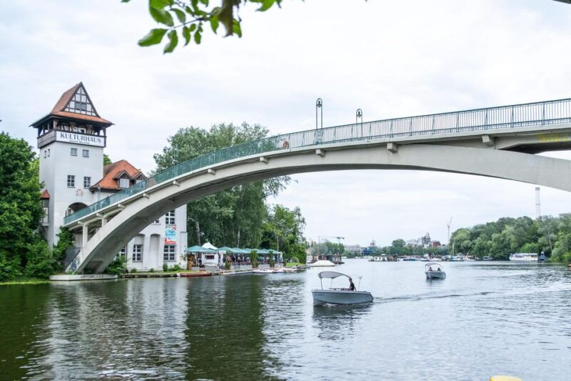 berlin-self-drive-boat-tour
