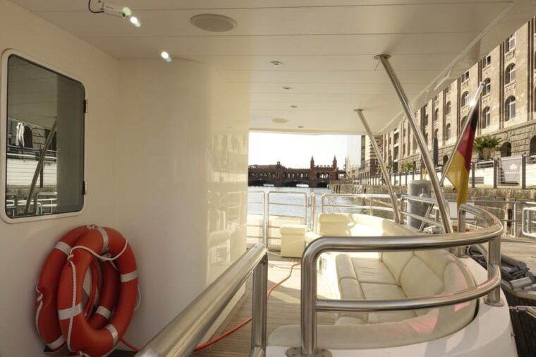 berlin-solarpowered-sunset-catamaran-cruise-audio-guide