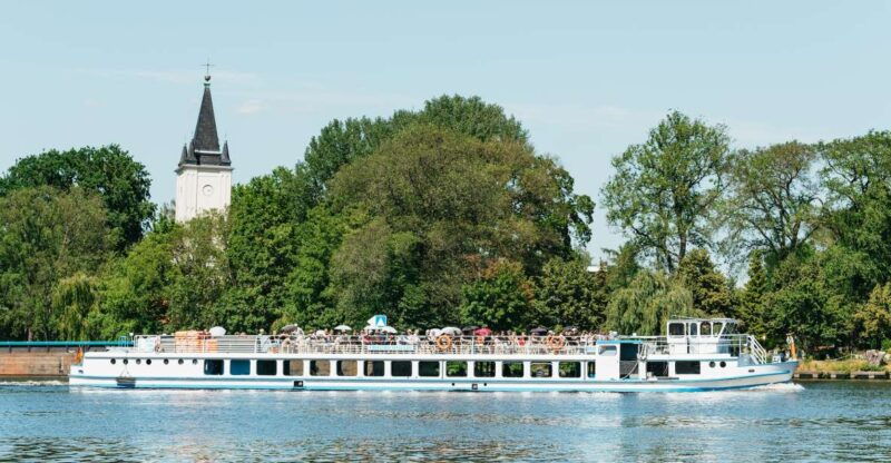 berlin-spree-boat-tour-to-muggelsee