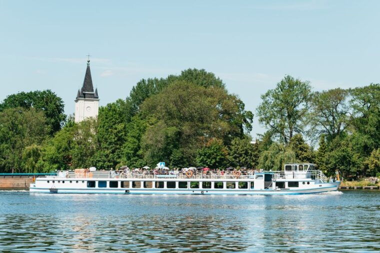 berlin-spree-boat-tour-to-muggelsee