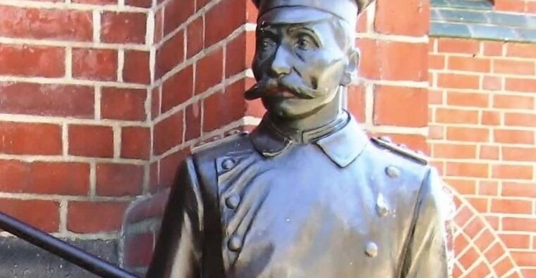 berlin-the-captain-of-kopenick-self-guided-walking-tour