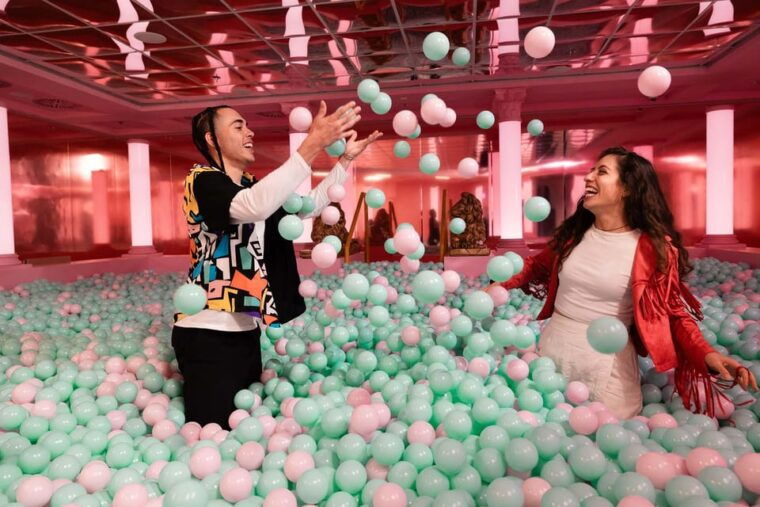 berlin-the-upside-down-museum-entrance-ticket