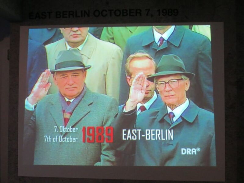 berlin-the-wall-museum-east-side-gallery-ticket