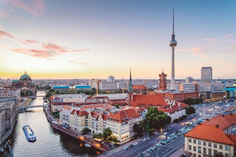 berlin-ticket-for-a-1-hour-cruise-on-the-spree
