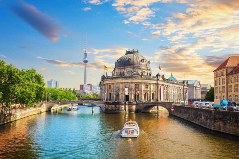berlin-ticket-for-a-1-hour-cruise-on-the-spree