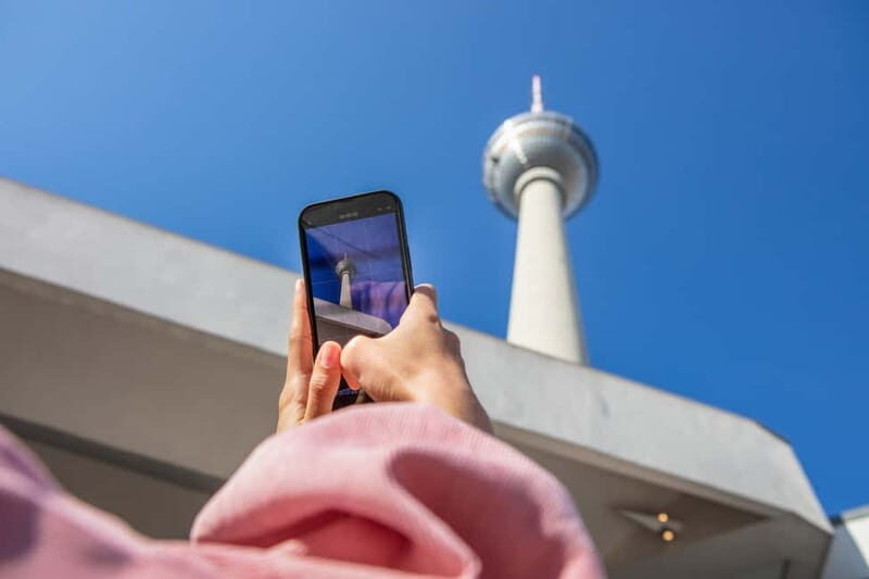 Berlin: TV Tower Standard Entrance Ticket - Food, Drinks, and Facilities