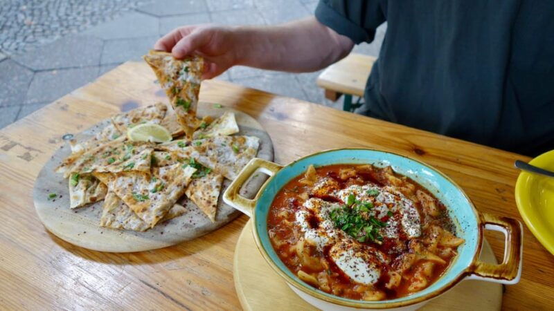 berlin-vegan-food-cultural-walking-tour-in-friedrichshain