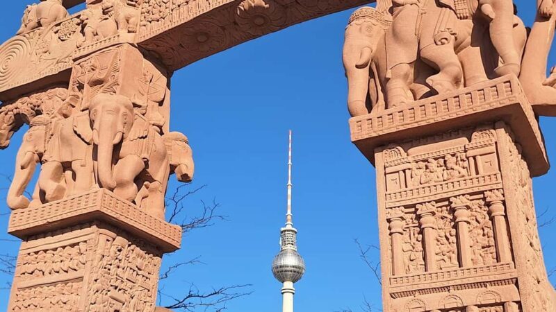 Berlin: Walking tour of the old town  TV tower, city hall, palace - Discovering Berlin’s Historic Core