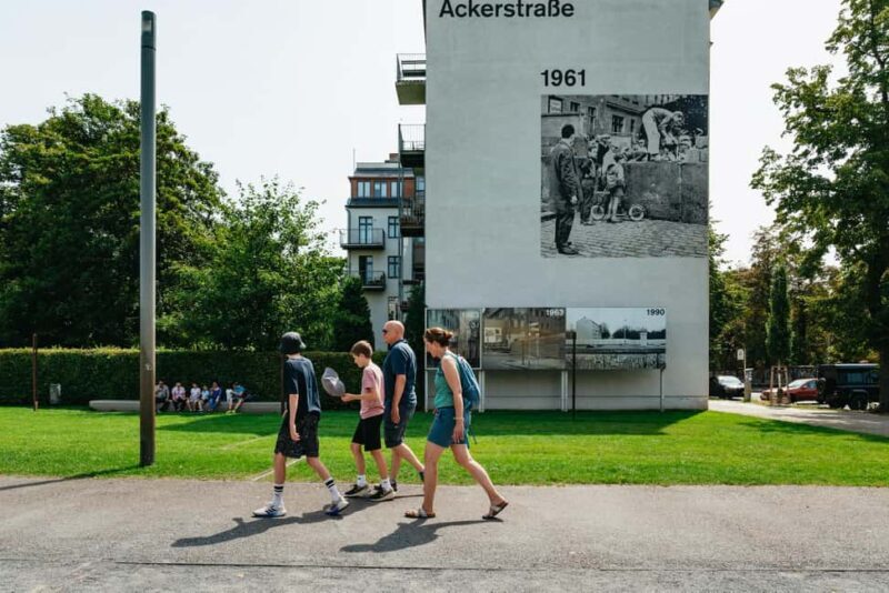 Berlin: Wall Tour  Fates, Love Stories, and Heroes - In-Depth Look at the Tour Experience