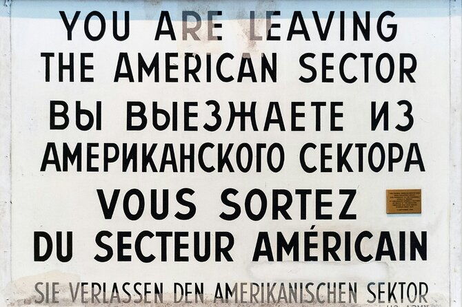 berlin-wall-tour-tears-tunnels-and-triumphs-small-group