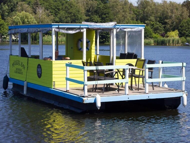 berlin-wonderful-days-renting-the-raft-antigua