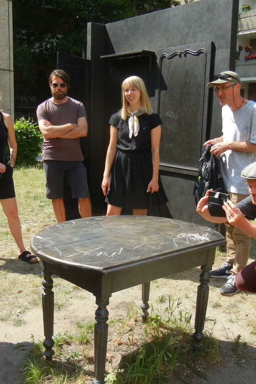 berlins-gallery-scene-2