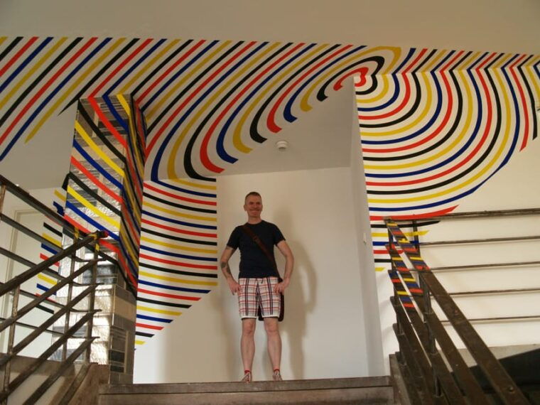 berlins-gallery-scene-2