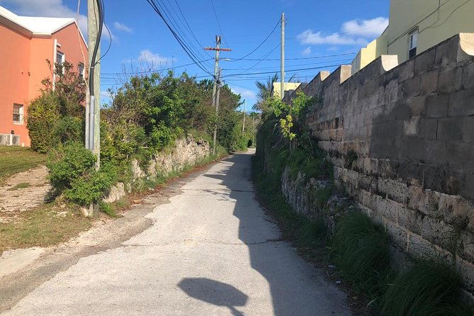 bermuda-railway-trail-and-off-the-beaten-path-walking-experience