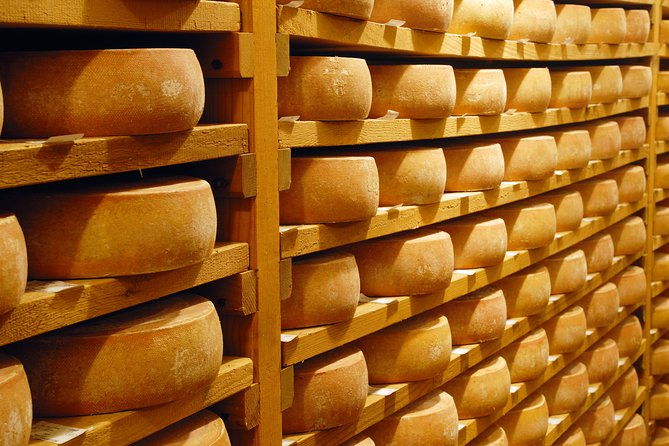 berne-the-capital-and-cheese-paradise-emmental-private-tour
