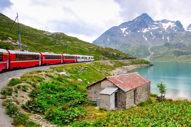 bernina-red-train-experience-by-train-from-lecco-varenna