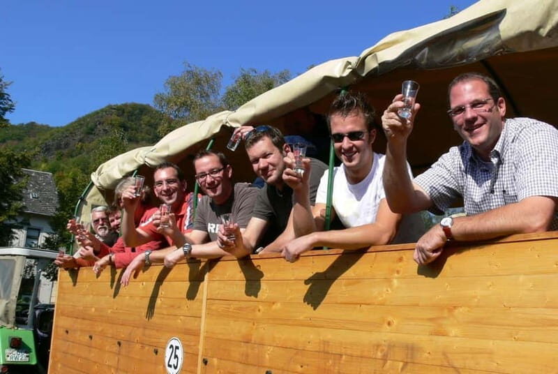 Bernkastel: Boat and covered wagon ride from/to Bernkastel-Kues - Key Points