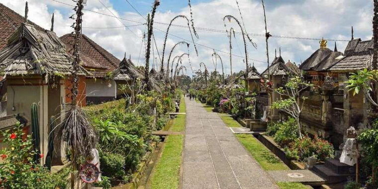 besakih-temple-penglipuran-semarapura-palace-private-day
