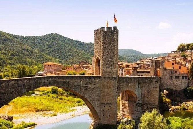 besalu-3-medieval-towns-small-group-tour-with-hotel-pick-up
