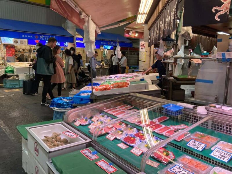 Bespoke Kanazawa Private Night Tour: Local Food & Secrets - Scenic Riverside and Cultural Highlights