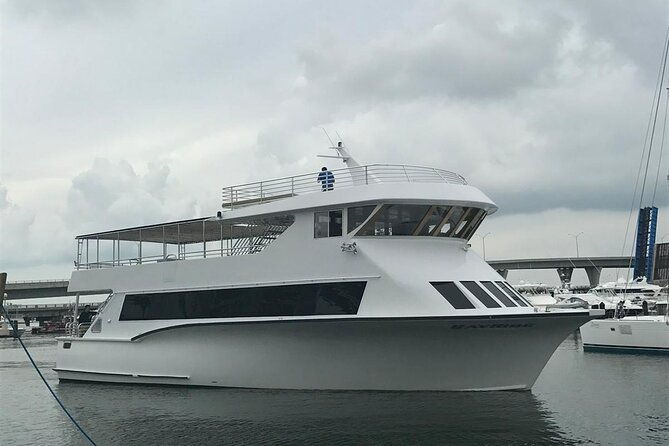 best-boat-tour-in-miami-millionare-route