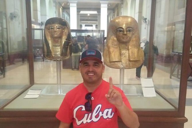 Best Full-Day Tour to Giza Pyramids Egyptian Museum and Bazaar - The Perfect Balance of Ancient and Local