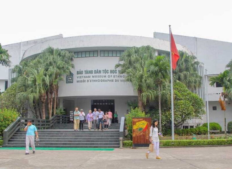 best-hanoi-city-tour-full-day-by-limousine-bus-hanoi-tour