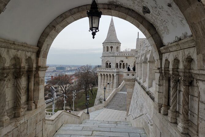 best-historical-sights-of-budapest-tour