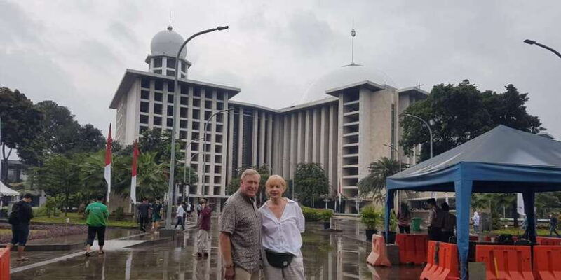 best-jakarta-tours-your-best-friend-in-travelling