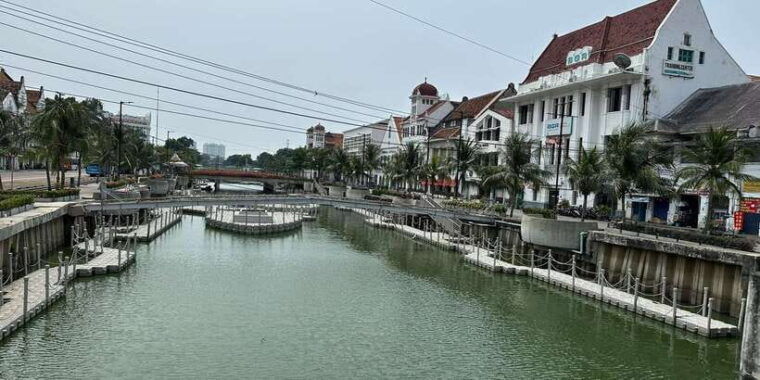 best-jakarta-tours-your-best-friend-in-travelling