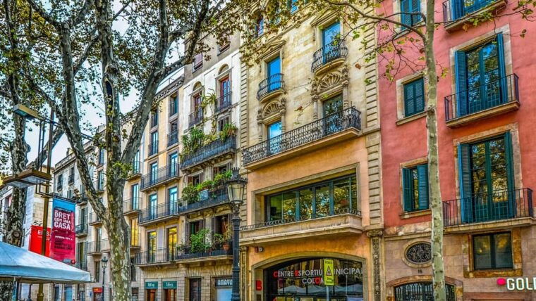 best-of-barcelona-private-walking-tour-with-a-local