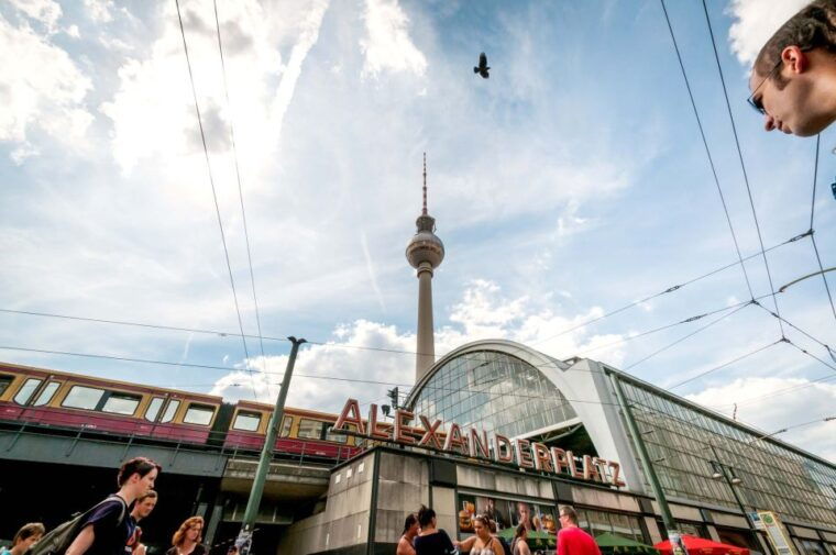 best-of-berlin-hop-on-hop-off-bus-tour-ticket