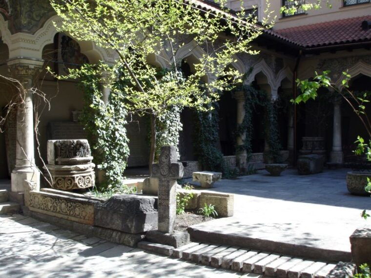 best-of-bucharest-private-walking-tour
