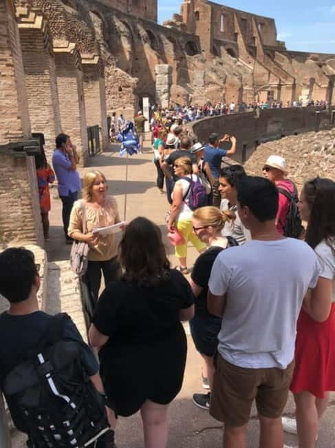 Best of Colosseum Experience: Exclusive Tour in 40 Languages - What the Reviews Say