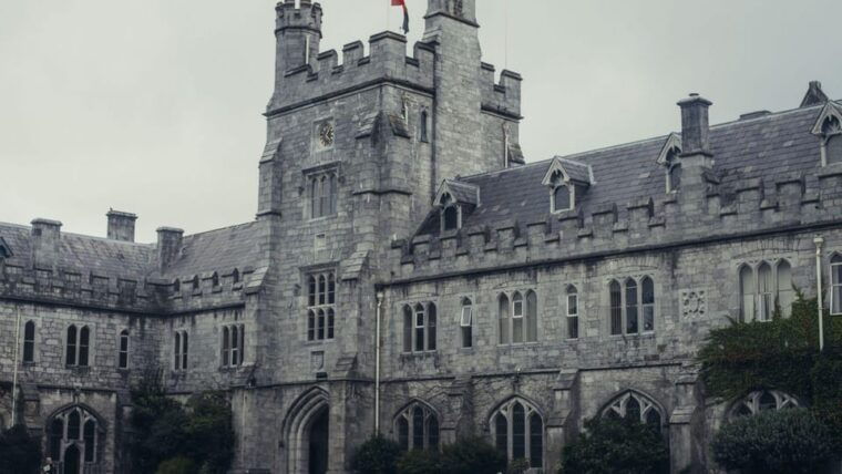 best-of-cork-private-walking-tour-with-a-local