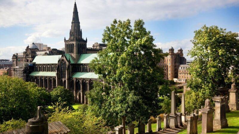 best-of-glasgow-private-walking-tour-with-a-local
