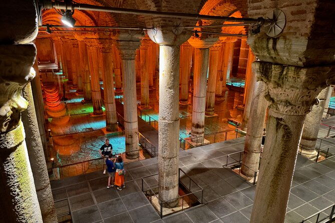 best-of-istanbul-basilica-cistern-blue-mosque-grand-bazaar