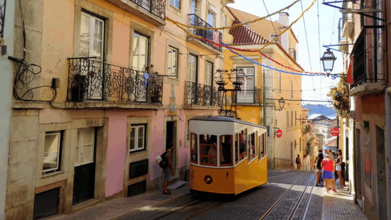best-of-lisbon-private-walking-tour-with-a-local