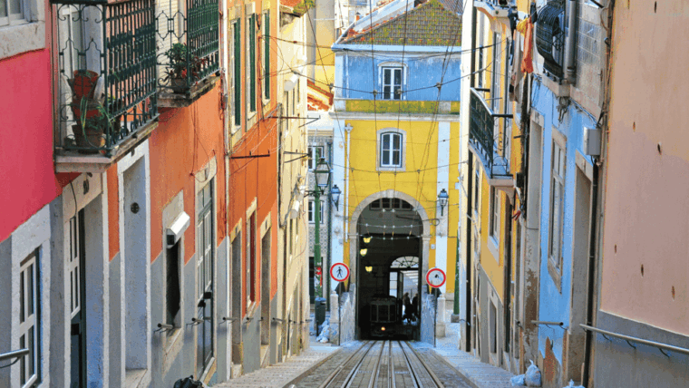 best-of-lisbon-private-walking-tour-with-a-local