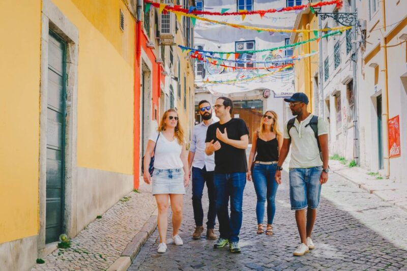 best-of-lisbon-walking-tour-rossio-chiado-alfama