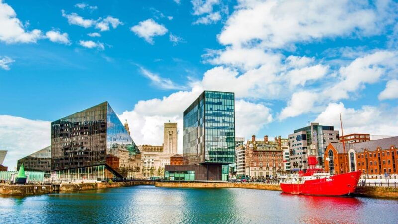 best-of-liverpool-private-walking-tour-with-a-local
