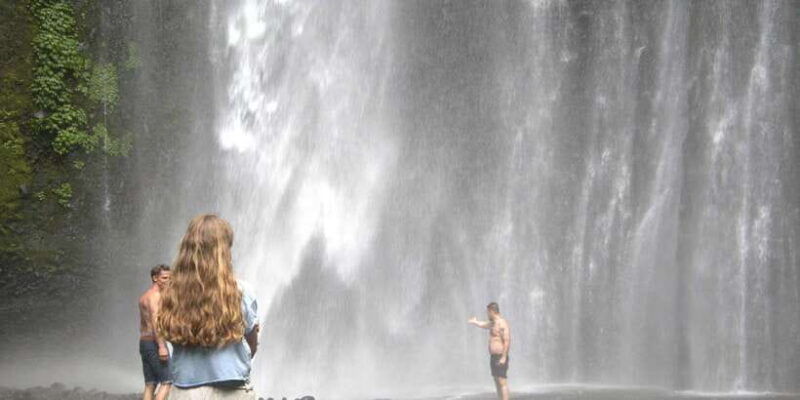 best-of-lombok-tribe-villages-traditions-waterfalls