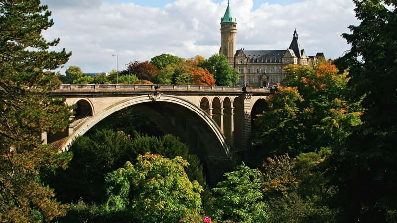 Best of Luxembourg: Private Walking Tour with a Local - Duration, Price, and Practical Considerations