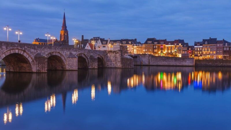 best-of-maastricht-private-walking-tour-with-a-local