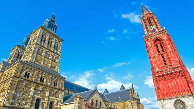 best-of-maastricht-private-walking-tour-with-a-local