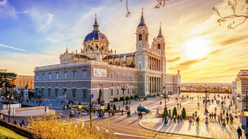 best-of-madrid-private-walking-tour-with-a-local