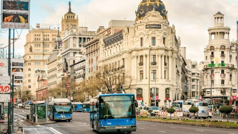 best-of-madrid-private-walking-tour-with-a-local